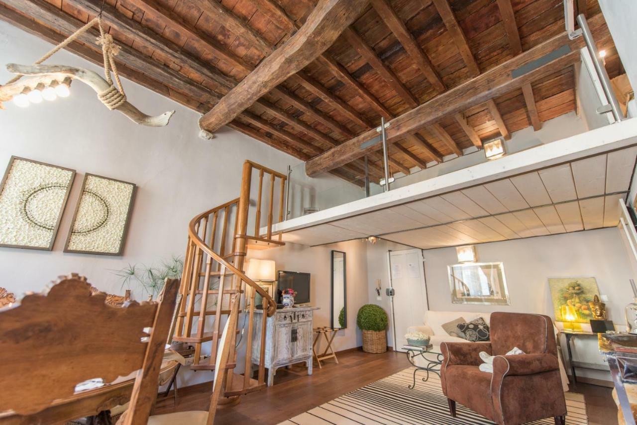 Apartamento Loft Boutique Suite, Santa Croce, Florence, Wifi *